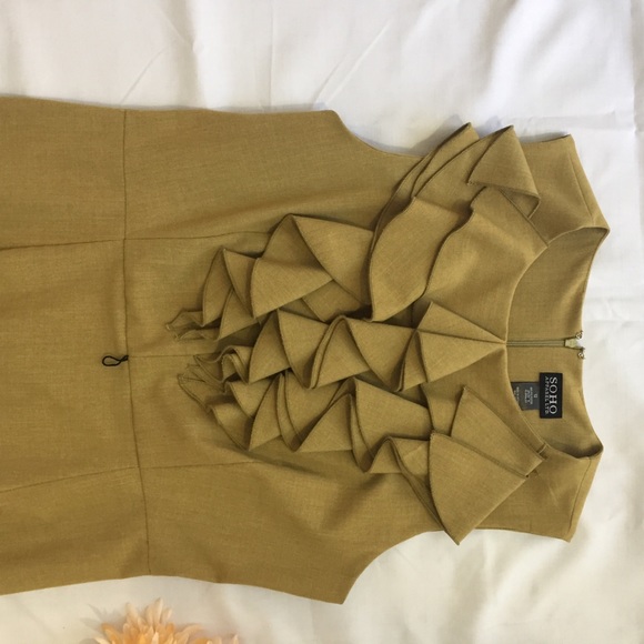Sz 12 Mustard Green Dress with Ruffles on Front - Picture 5 of 6